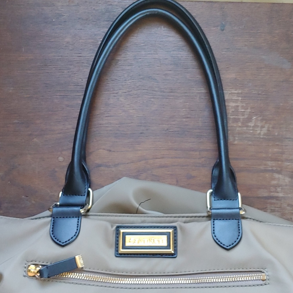 Calvin Klein tote - Picture 2 of 5